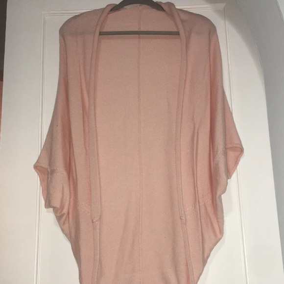 Pink sweater - Picture 1 of 2